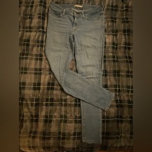 Levi’s women’s light blue jeans